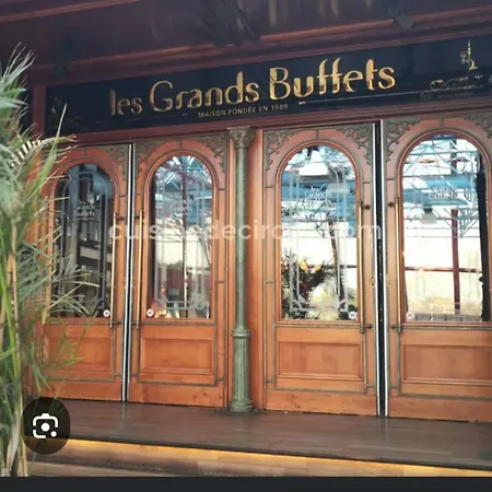 Gili Meno נרבון